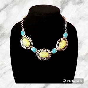 LIZ Claiborne Necklace